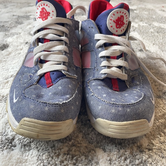 Nike Air Huarache “Home Sweet Home” - Picture 8 of 13